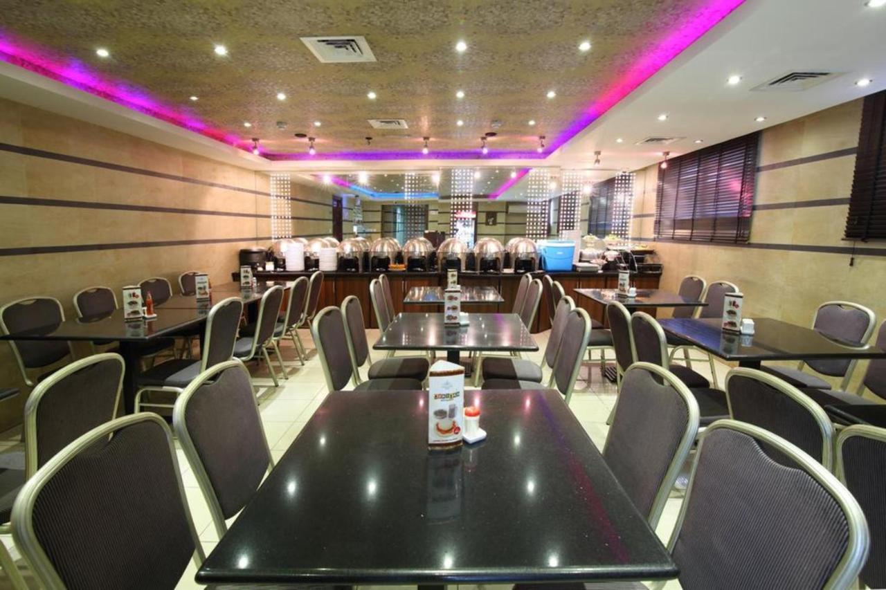 Oasis Deira Hotel Dubai Bagian luar foto
